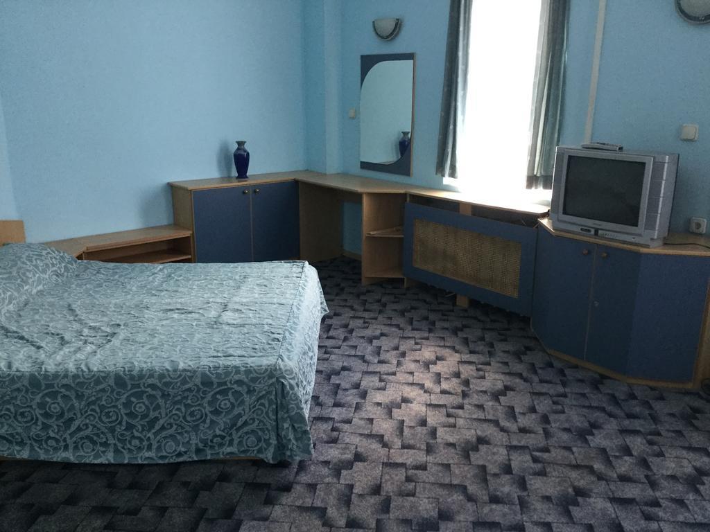 Hotel Amethyst Sofia Bagian luar foto
