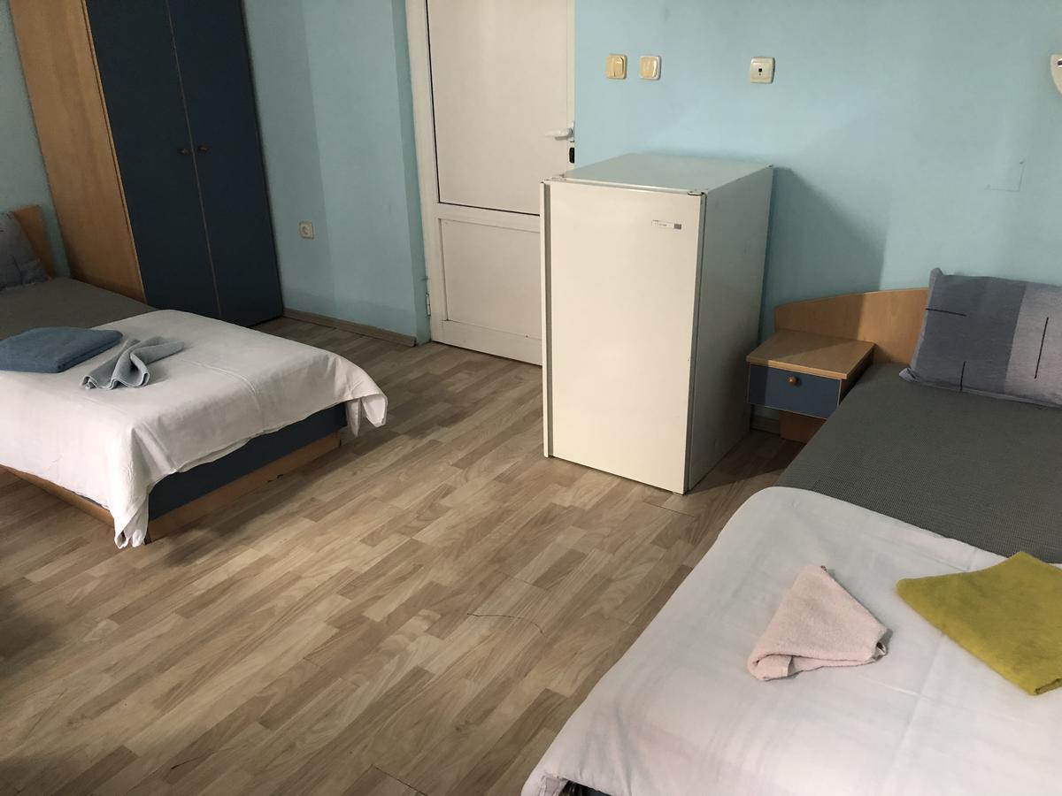 Hotel Amethyst Sofia Bagian luar foto
