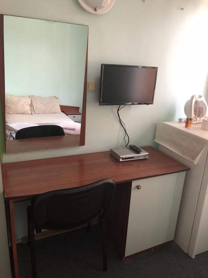 Hotel Amethyst Sofia Bagian luar foto