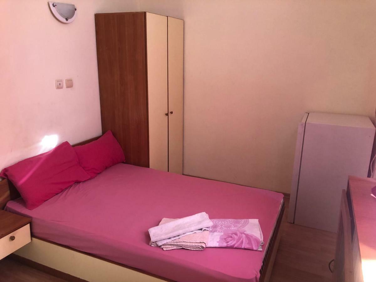 Hotel Amethyst Sofia Bagian luar foto